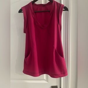 Women’s GUESS Sleeveless Blouse Sz. S pink